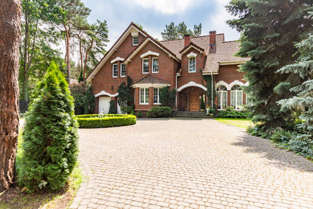 Best Driveway Pavers Near Me  in Aust, IN