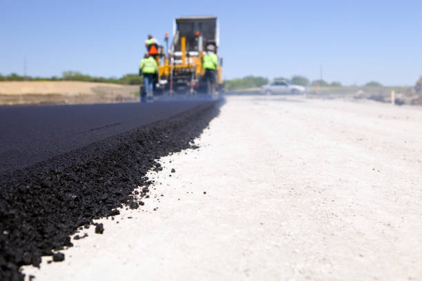 Best Driveway Paving Contractor  in Aust, IN